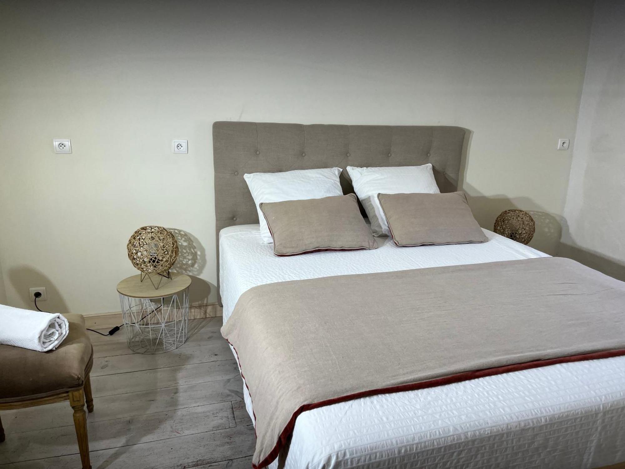 La Cite Secrete Villa การ์กาซอน ภายนอก รูปภาพ